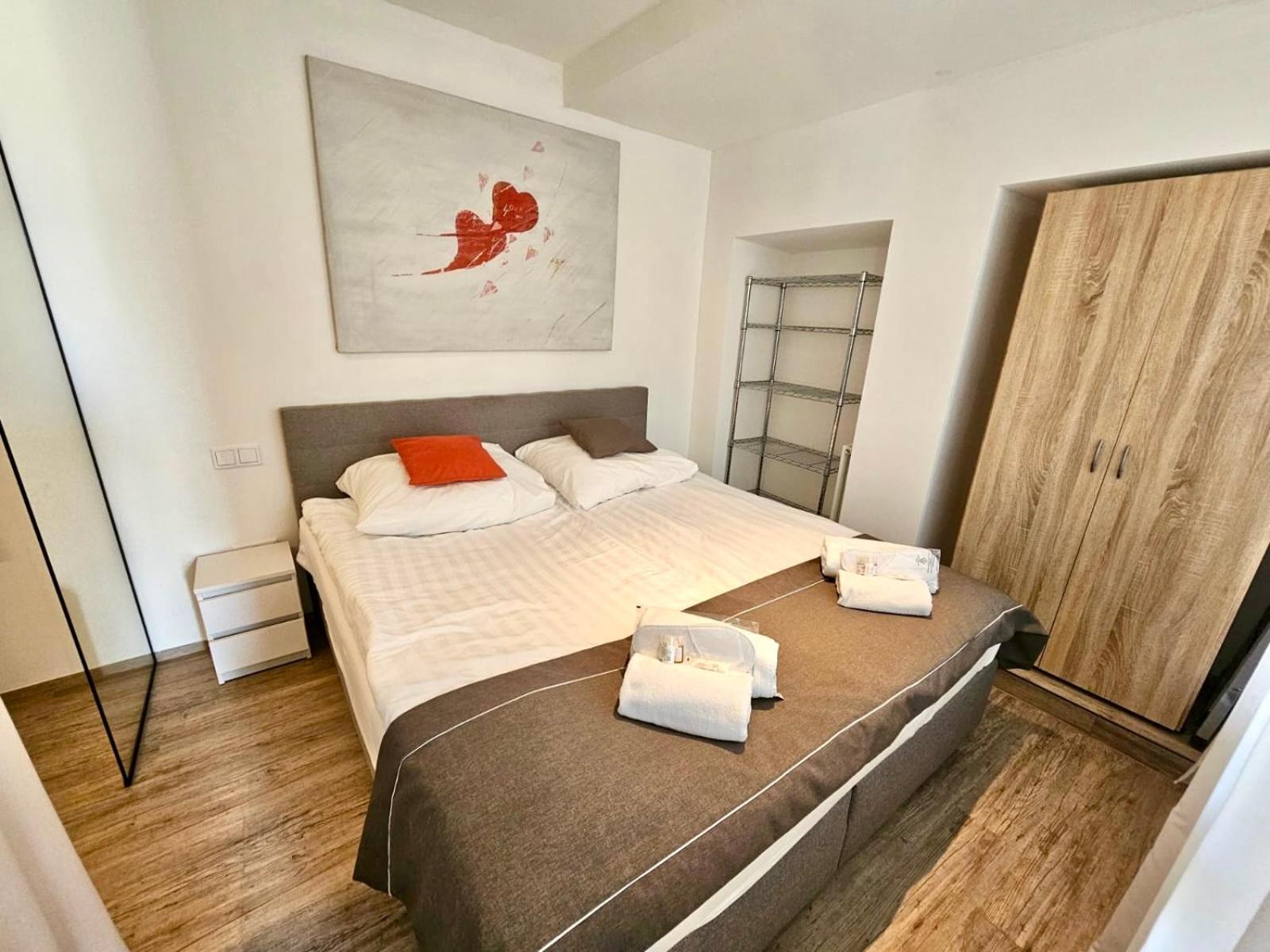 פסאו Beefree Whirlpoolsuite34-Free Parking & Fast Internet מראה חיצוני תמונה